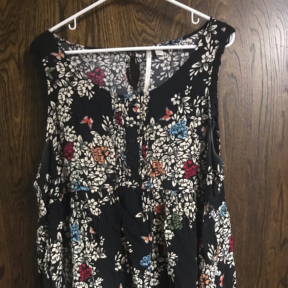 Lauren Conrad Sleeveless Blouse